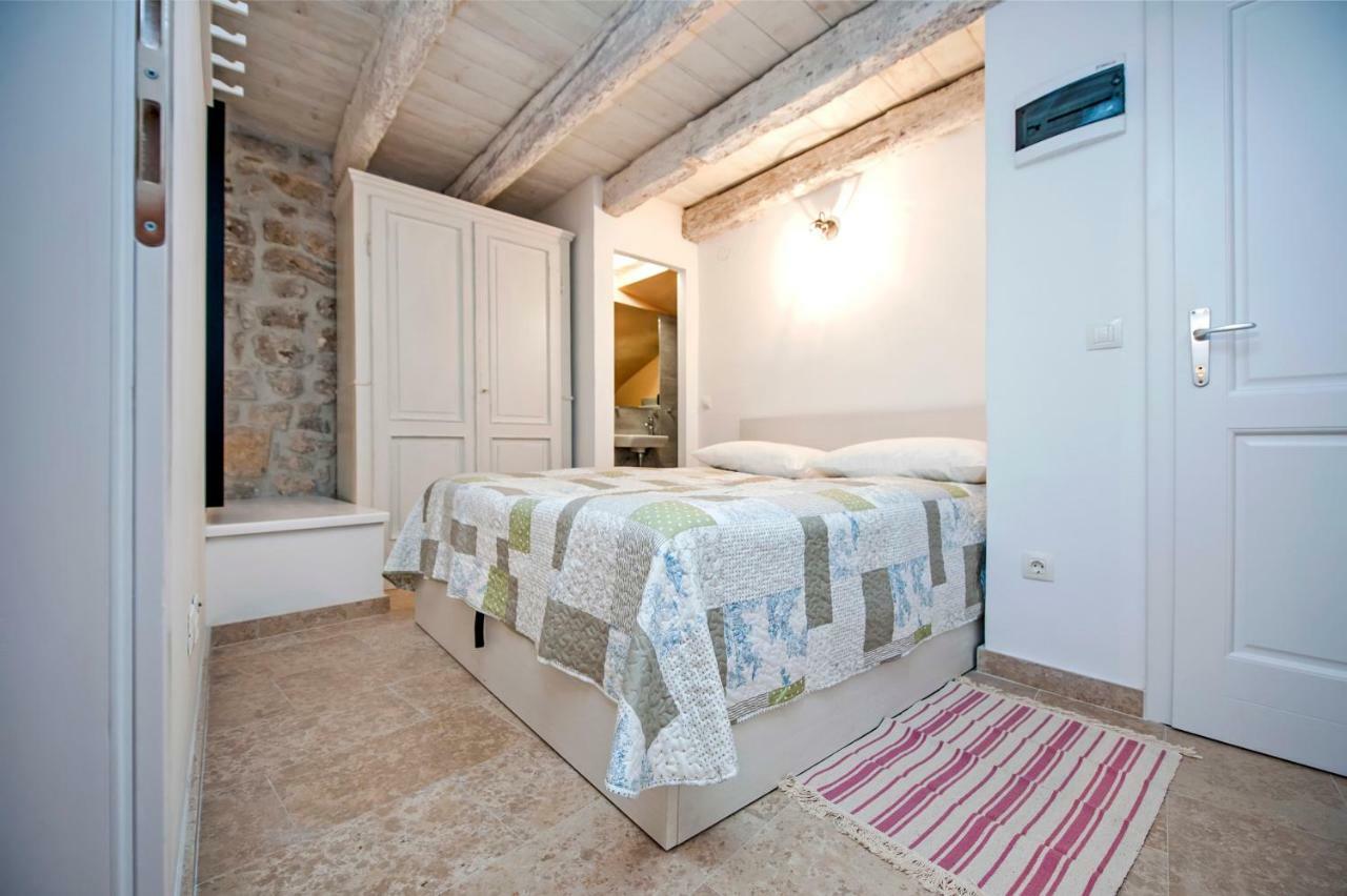 Apartments Casa Roccia Bianca Rovinj Eksteriør billede